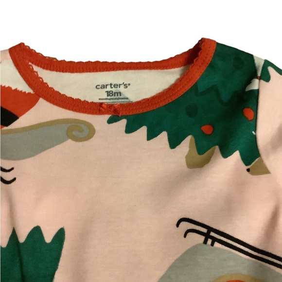 New Baby Girl Carter's
Christmas Pajamas Set Size
18 Months - Picture 3 of 3
